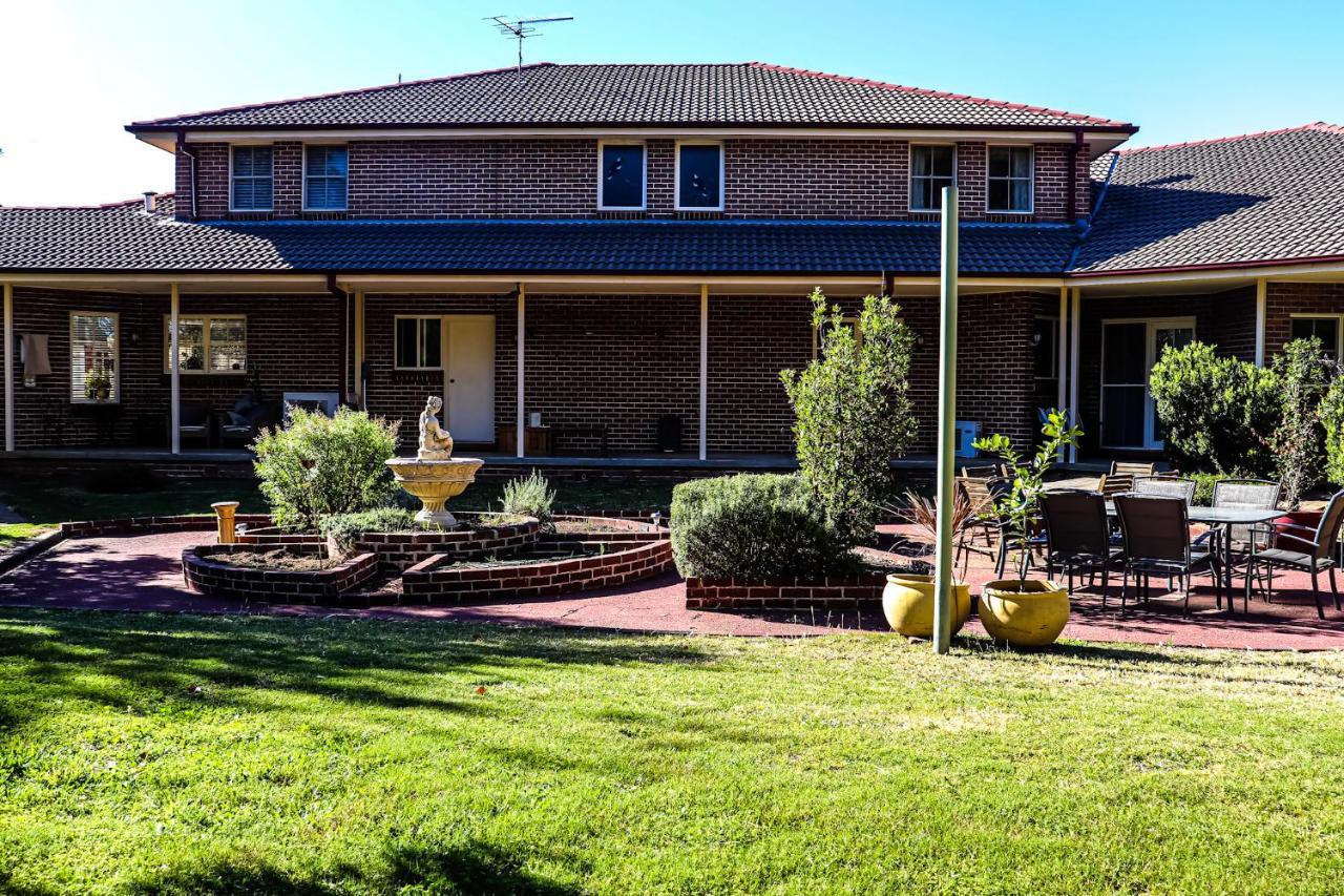 Plumes Boutique Bed & Breakfast Tamworth Exterior foto