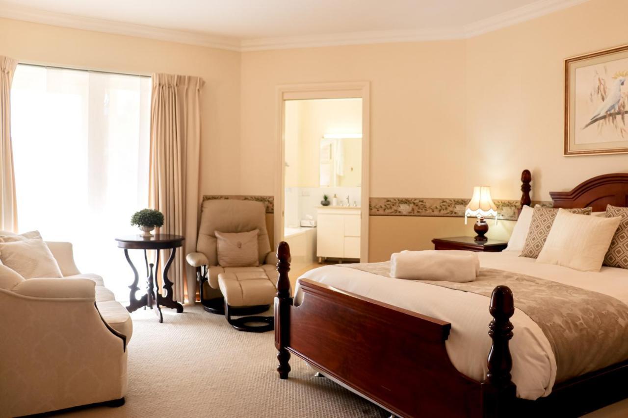 Plumes Boutique Bed & Breakfast Tamworth Exterior foto