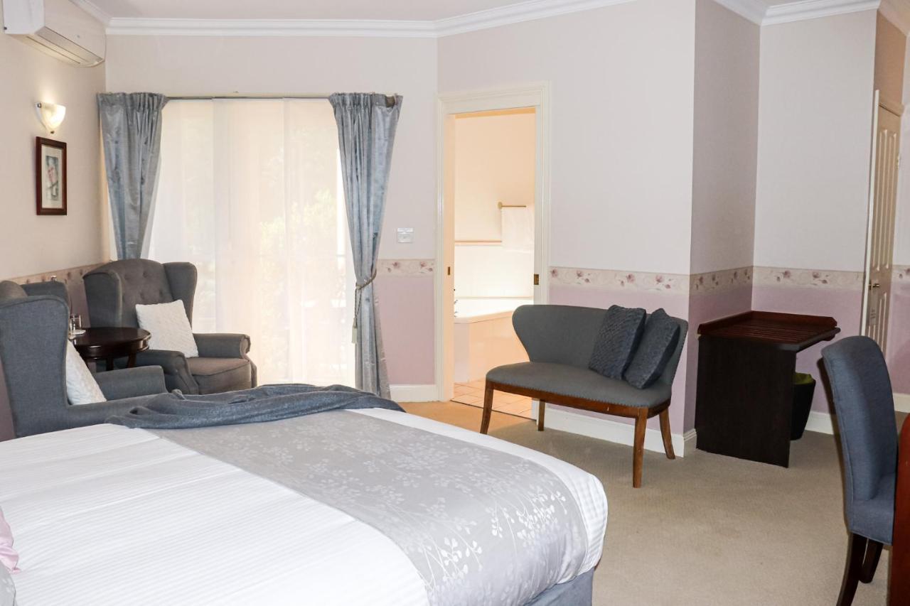 Plumes Boutique Bed & Breakfast Tamworth Exterior foto